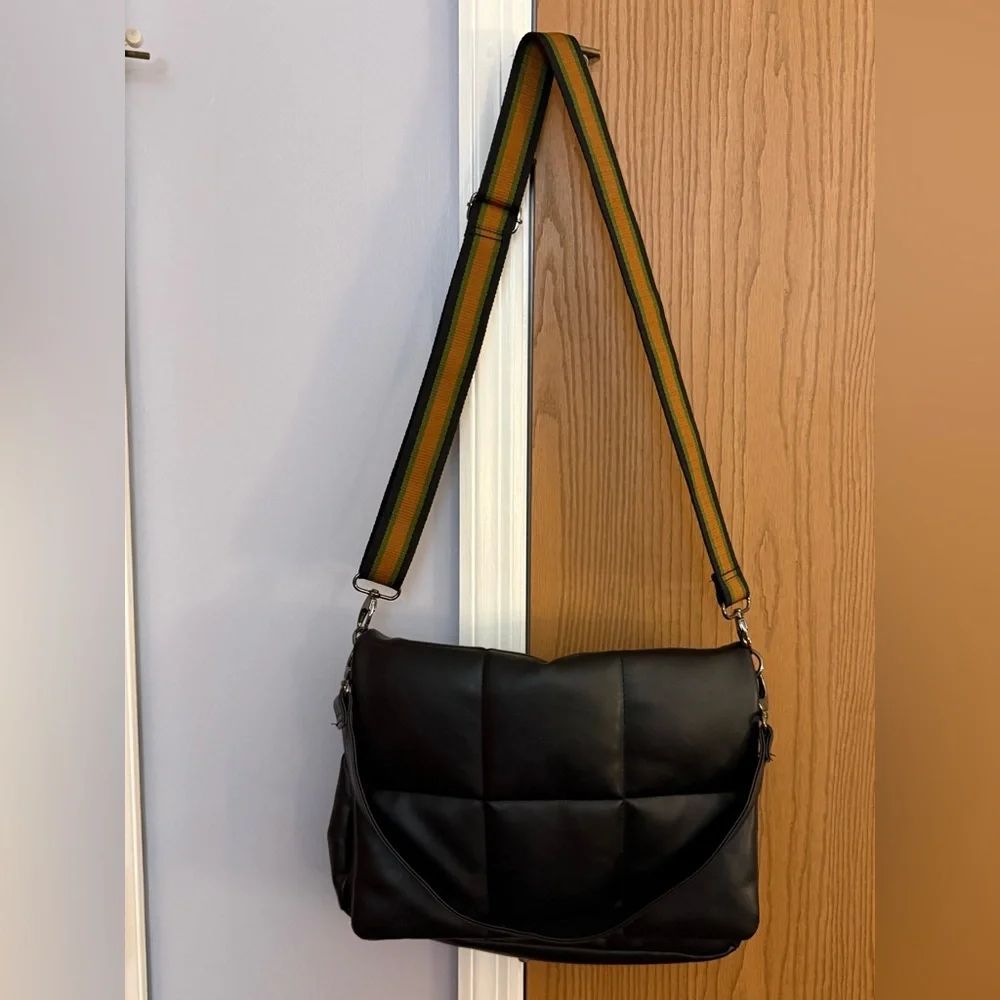 Elegant Black Quilted Messenger Bag